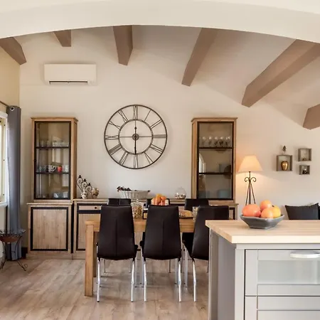 Prázdninový dům Sea View, Vue Mer, Piscine Le Lavandou